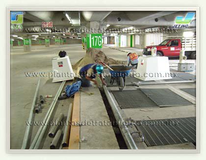 colocacion-de-tuberias-para-plantas-de-tratamiento-de-aguas-residuales-modular-prefabricada-asajet